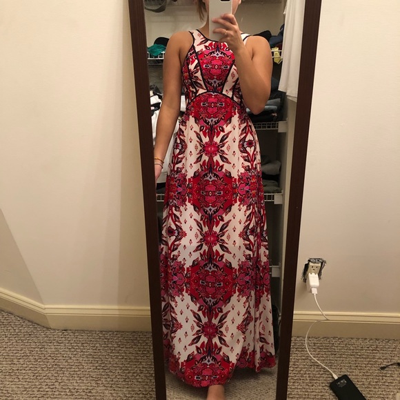 Gianni Bini Dresses & Skirts - Perfect fall dress, deep colors